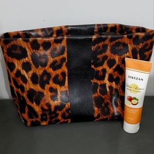 💙ULTA Multicolor Cheetah Print Makeup Bag